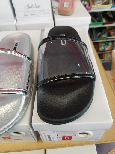 Shoe Store «SHOE! TIME 87», reviews and photos, 8533 S Cottage Grove Ave, Chicago, IL 60619, USA