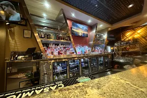 Vida Lounge & Restaurant image
