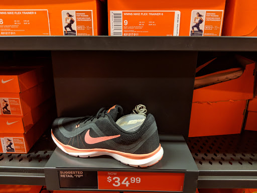 Sporting Goods Store «Nike Factory Store», reviews and photos, 3202 Livermore Outlets Dr, Livermore, CA 94551, USA