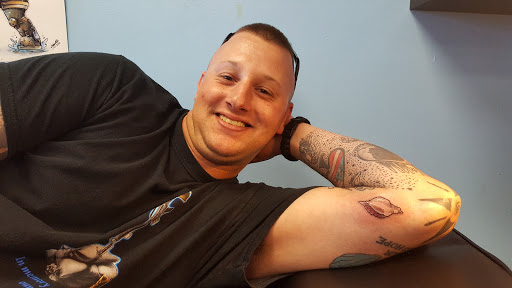 Tattoo Shop «Blue Owl Tattoo», reviews and photos, 715 Lakewood Rd, Waterbury, CT 06704, USA