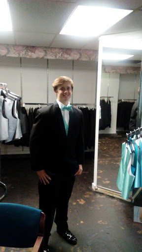 Clothing Store «Price Stores», reviews and photos, 52 S Jefferson St, Dayton, OH 45402, USA