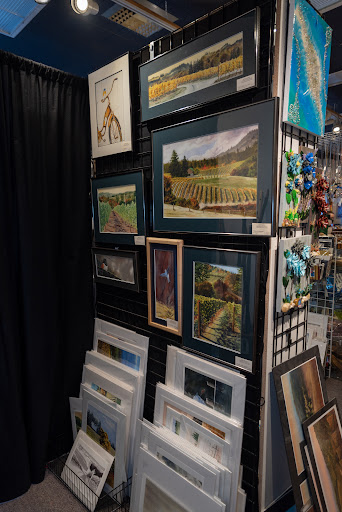 Gourmet Grocery Store «NW Food & Gifts», reviews and photos, 445 NE 3rd St, McMinnville, OR 97128, USA