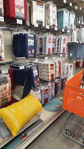  «Big Lots», reviews and photos, 15177 Pearl Rd, Strongsville, OH 44136, USA