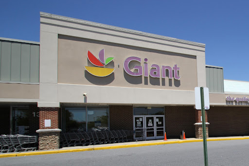 Grocery Store «Giant», reviews and photos, 13060 Middlebrook Road, Germantown, MD 20874, USA