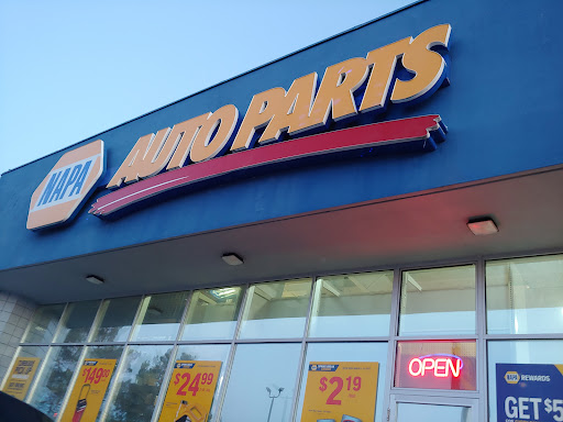 Auto Parts Store «NAPA Auto Parts - Genuine Parts Company», reviews and photos, 2212 Webster St, Hudson, WI 54016, USA