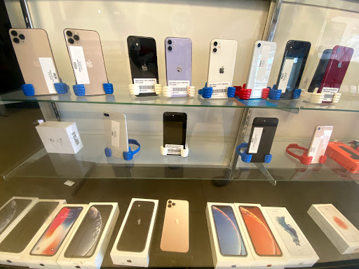 Cell Phone Store «Ace Wireless», reviews and photos, 422 E Derby Ave, Auburndale, FL 33823, USA