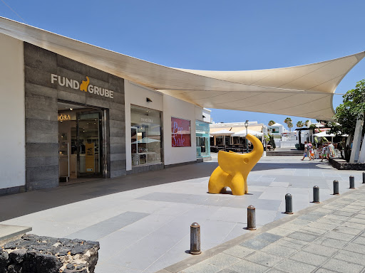 Fund Grube Costa Teguise - C. las Olas, 5, 35508 Costa Teguise, Las Palmas, España