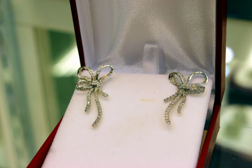 Jeweler «Casa De Oro Fine Jewelry», reviews and photos, 147 E Commerce St, San Antonio, TX 78205, USA