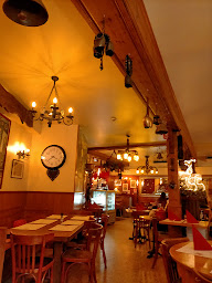 Photo n°89 de Restaurant La Cloche à Obernai ()