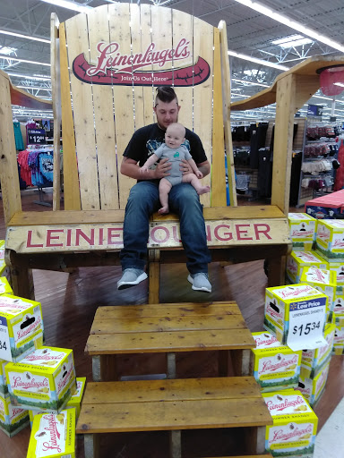 Department Store «Walmart Supercenter», reviews and photos, 814 W Bell Ave, Knoxville, IA 50138, USA