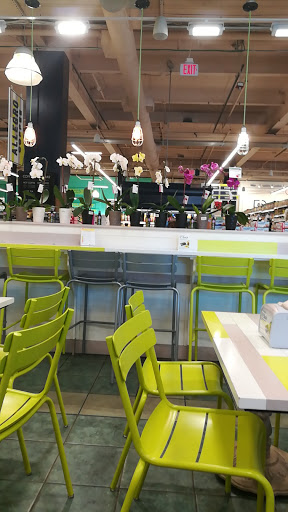 Grocery Store «Whole Foods Market», reviews and photos, 40 Railroad St, Andover, MA 01810, USA