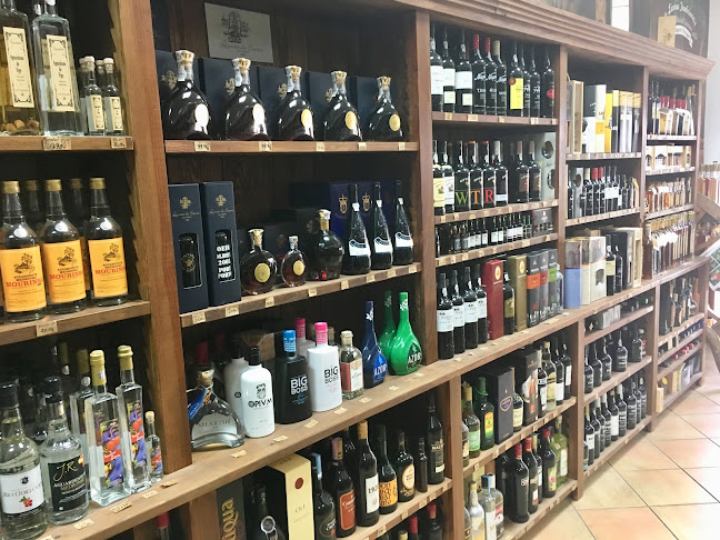 Comentários e avaliações sobre o Mercearia e Garrafeira