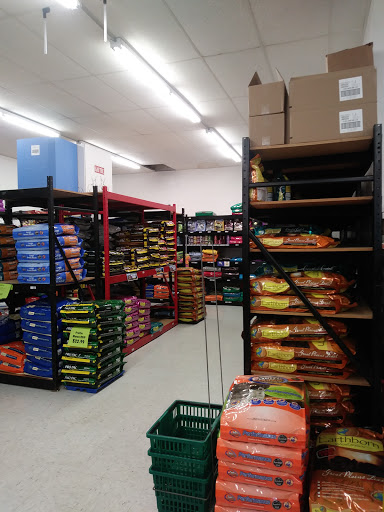 Pet Supply Store «Blackwinds Pet Supplies», reviews and photos, 2494 Military Rd, Niagara Falls, NY 14304, USA