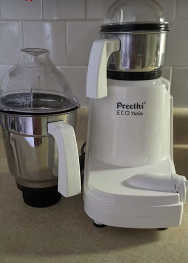 Electronics Store «Gandhi Appliances», reviews and photos, 7447 Linder Ave, Skokie, IL 60077, USA