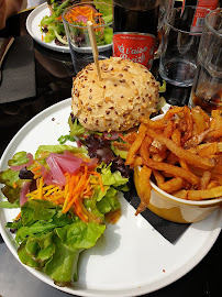 Hamburger végétarien du Restaurant Le Cardinal Vannes - n°7