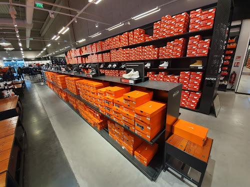 Magasin d'articles de sports Nike Factory Store Angers Beaucouzé