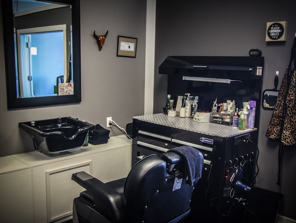 GRIT, SALON AND BARBER 99301