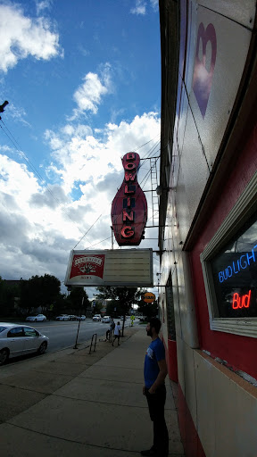 Bowling Alley «Fireside Bowl», reviews and photos, 2646 W Fullerton Ave, Chicago, IL 60647, USA