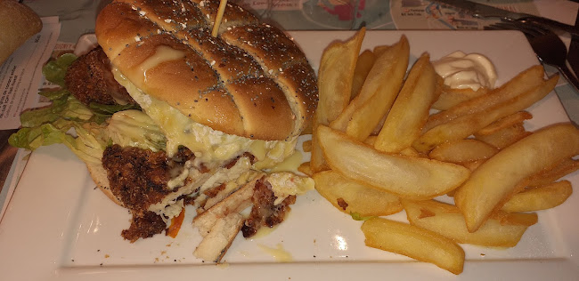 https://www.poivre-rouge.com/restaurants/poivre-rouge-epinal/?utm_source=google&utm_medium=gmb&utm_campaign=gmb