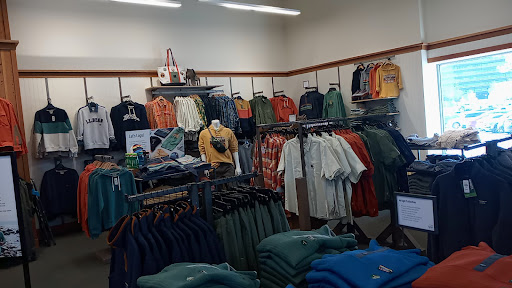 Clothing Store «L.L. Bean», reviews and photos, 6 Wayside Rd, Burlington, MA 01803, USA