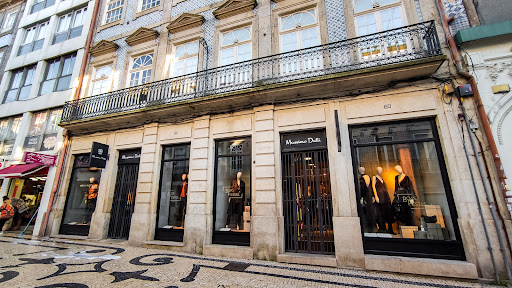 Stores to buy men's trench coats Oporto