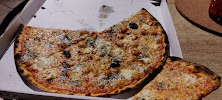 Plats et boissons du Pizzeria Les Pizzas de Sandrine à Maillane - n°5