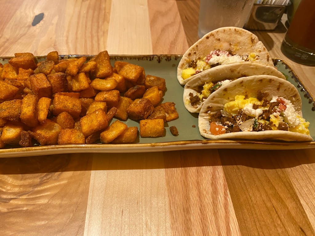 Johnny Sánchez 70601