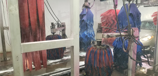 Car Wash «Diamond Finish Car Wash & Detail Center», reviews and photos, 5960 Barkley St, Shawnee Mission, KS 66202, USA