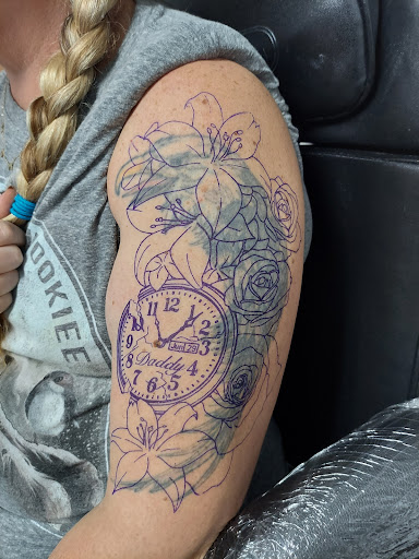 Explore minimal tattoo ideas for females, creative tattoo ideas in Zephyrhills, available at Lions Den Tattoo Company
