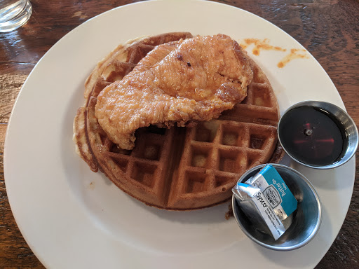 Restaurant «Uptowne Cafe», reviews and photos, 1217 Caledonia St, La Crosse, WI 54603, USA