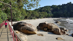 Teluk Tongkang Beach'in fotoğrafı doğal alan içinde bulunmaktadır