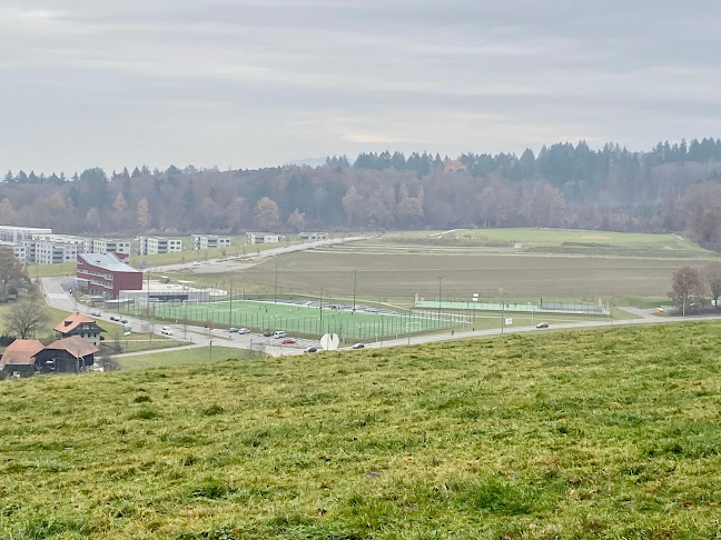 Rezensionen über Fussballplatz Ried in Bern - Sportstätte