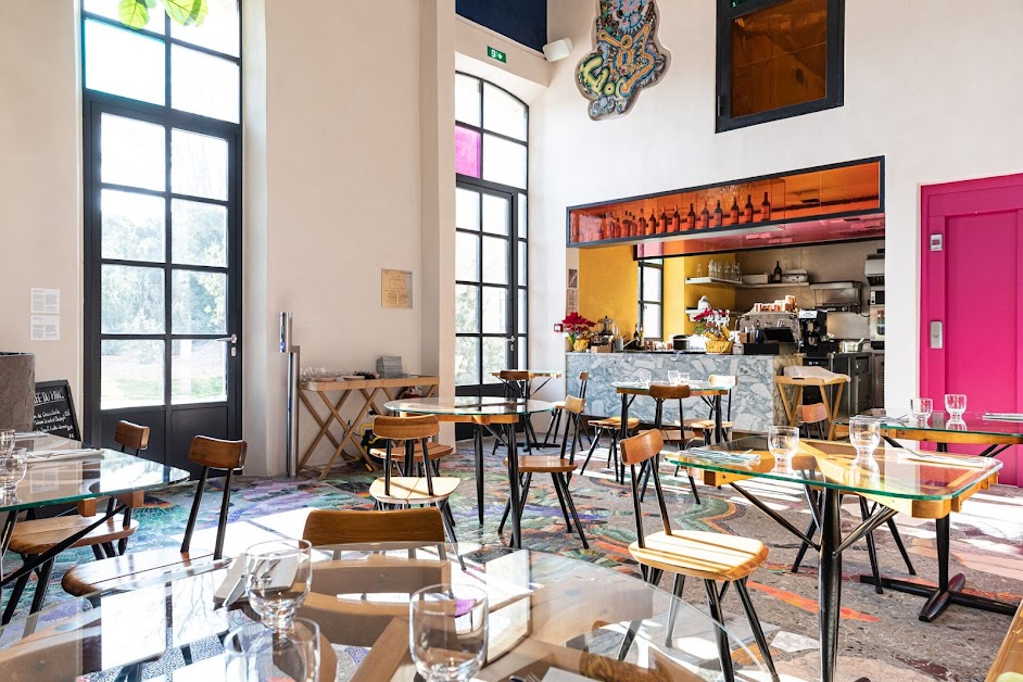 Café du Parc 13200 Arles