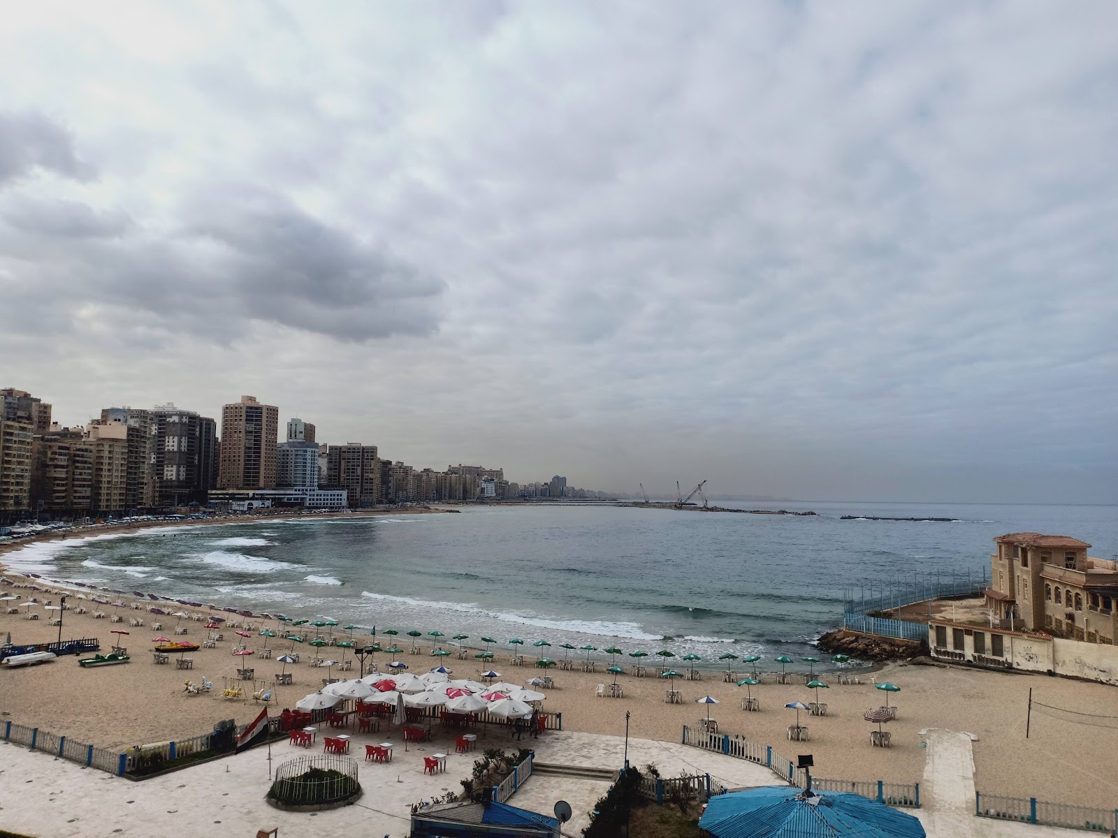 Φωτογραφία του Miramar Beach παροχές περιοχής