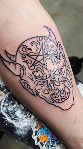 Explore wlw tattoo ideas, creative tattoo ideas in San Antonio, available at Firme Copias Tattoo Studio