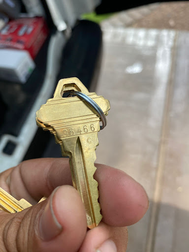 Locksmith «Howard Safe & Lock Co», reviews and photos, 826 E 14th St, Houston, TX 77009, USA