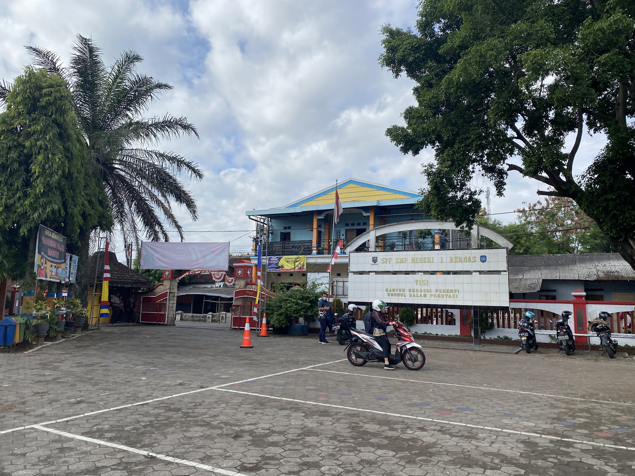 Foto SMP  Negeri 1 Bergas, Kab. Semarang