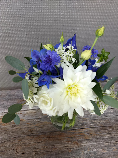 Florist «Eureka Florist», reviews and photos, 524 Henderson St, Eureka, CA 95501, USA