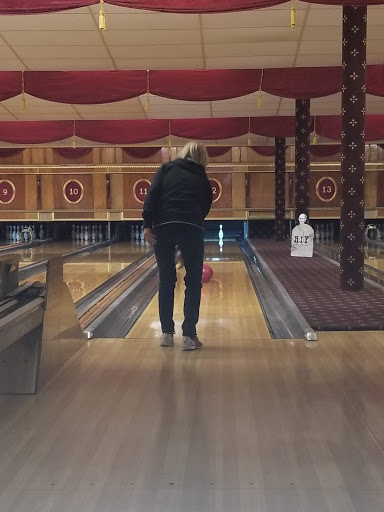 Bowling Alley «Arsenal Bowling Lanes», reviews and photos, 212 44th St, Pittsburgh, PA 15201, USA