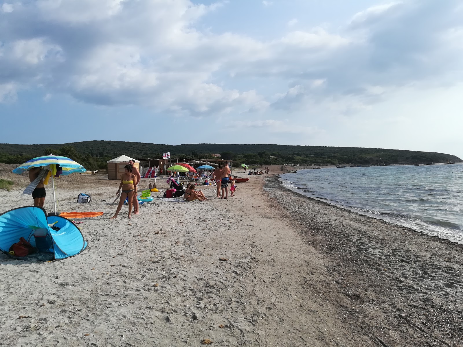 Spiaggia Is Solinas'in fotoğrafı - Çocuklu aile gezginleri için önerilir