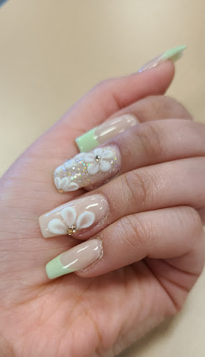 Nail Salon «Williston Nails», reviews and photos, 424 32nd Ave W, Williston, ND 58801, USA