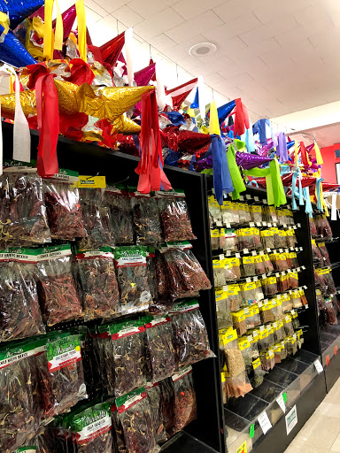 Supermarket «Mercado De Yakima», reviews and photos, 511 N 1st St, Yakima, WA 98901, USA