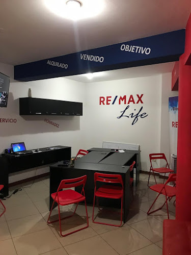 Opiniones de REMAX Life Trujillo en Trujillo - Agencia inmobiliaria