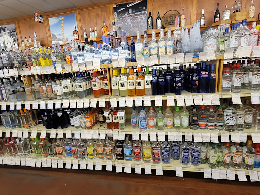 Wine Store «B-21 Fine Wine & Spirits», reviews and photos, 43380 US Hwy 19 N, Tarpon Springs, FL 34689, USA