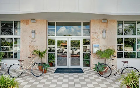 Hotel Trouvail Miami Beach image