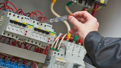 LCE ELECTRICITE - Renovation Depannage Mise aux normes - Claix & Alentours à Claix