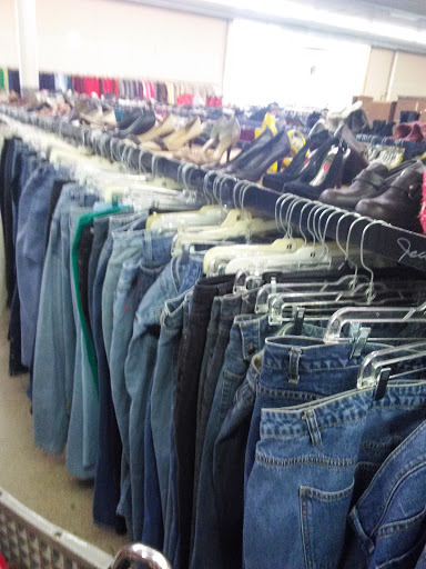 Thrift Store «A Z Thrift Store», reviews and photos, 1330 Veterans Memorial Hwy SW, Mableton, GA 30126, USA
