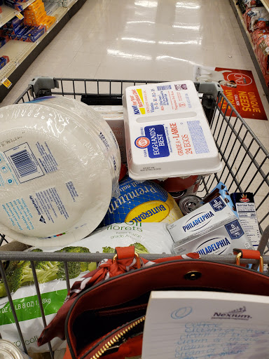 Grocery Store «Food Lion», reviews and photos, 5021 Trotwood Ave Ste 7, Columbia, TN 38401, USA