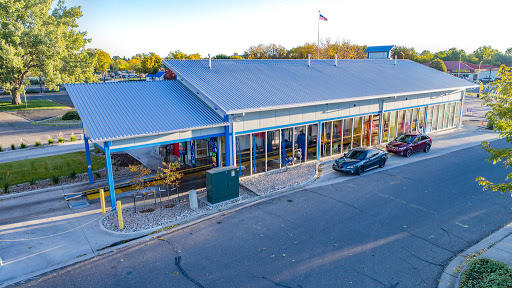 Car Wash «Breeze Thru Car Wash - Main St Longmont», reviews and photos, 2025 Main St, Longmont, CO 80501, USA