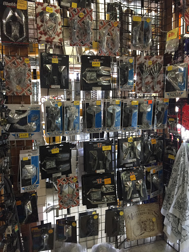 Motorcycle Dealer «2Wheelers Motorcycle Shop», reviews and photos, 1433 W 38th Ave, Denver, CO 80211, USA